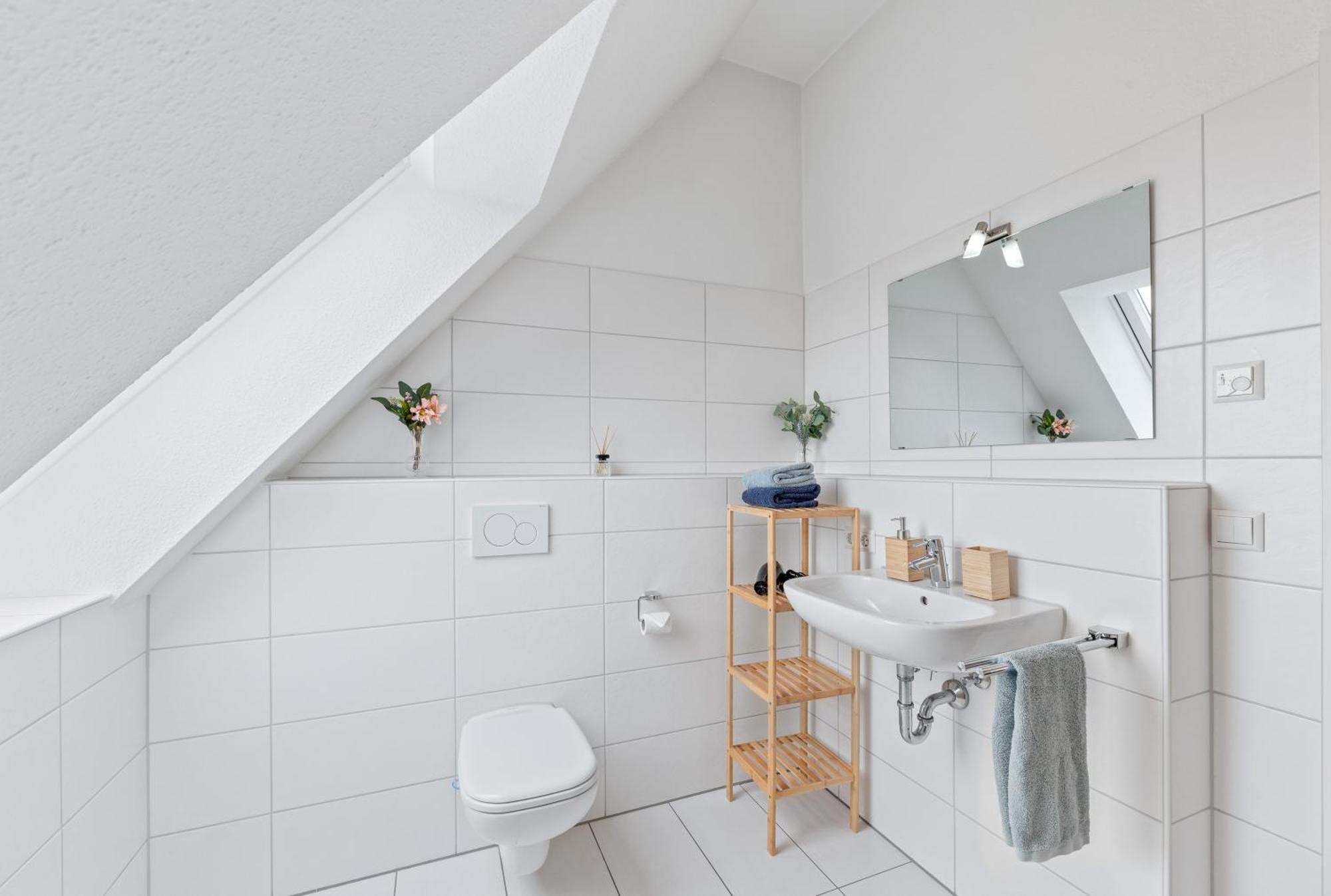 Design-Apartment - Kueche - Balkon - Tiefgarage 라인펠덴에흐터딘겐 외부 사진